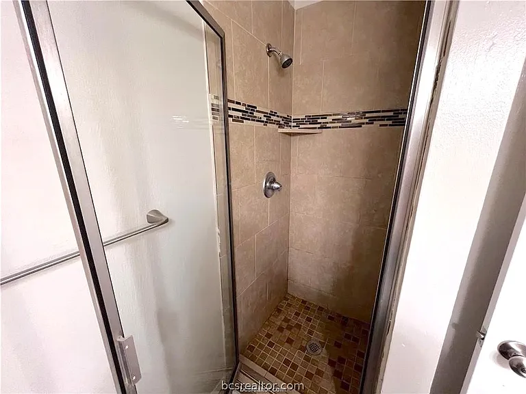 625 W Ridge Dr — Photo 9
