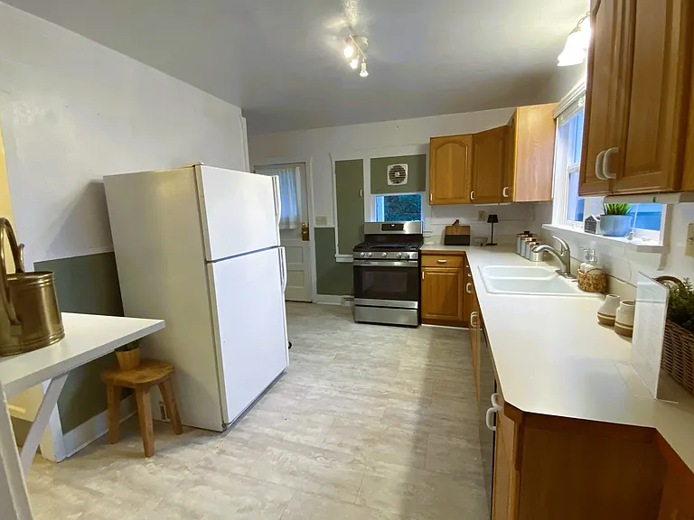 (home is not furnished) kitchen
