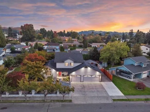 1906 Voight St, Sumner, WA 98390