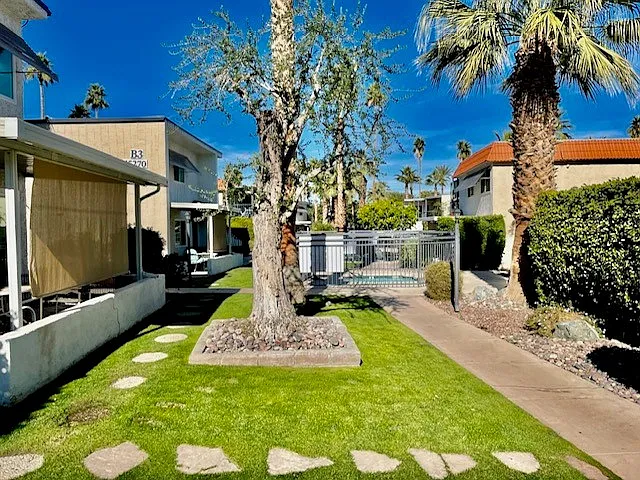 45296 Panorama Dr #B4 — Photo 12