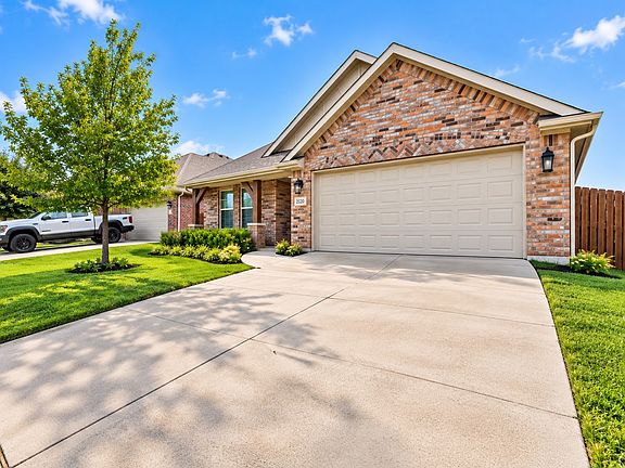 2nd image of 2120 Swenson Ranch Trl
