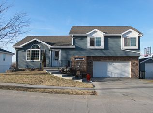 3 Horn Ave, Treynor, IA 51575
