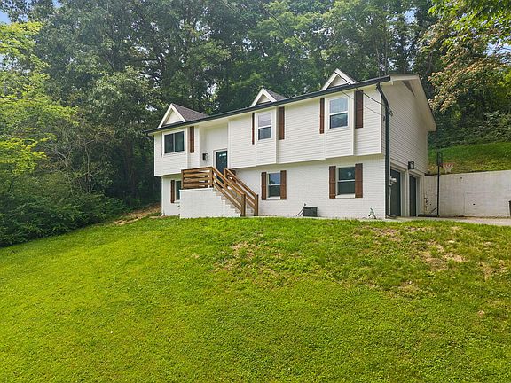 2nd image of 9107 Owen Ln