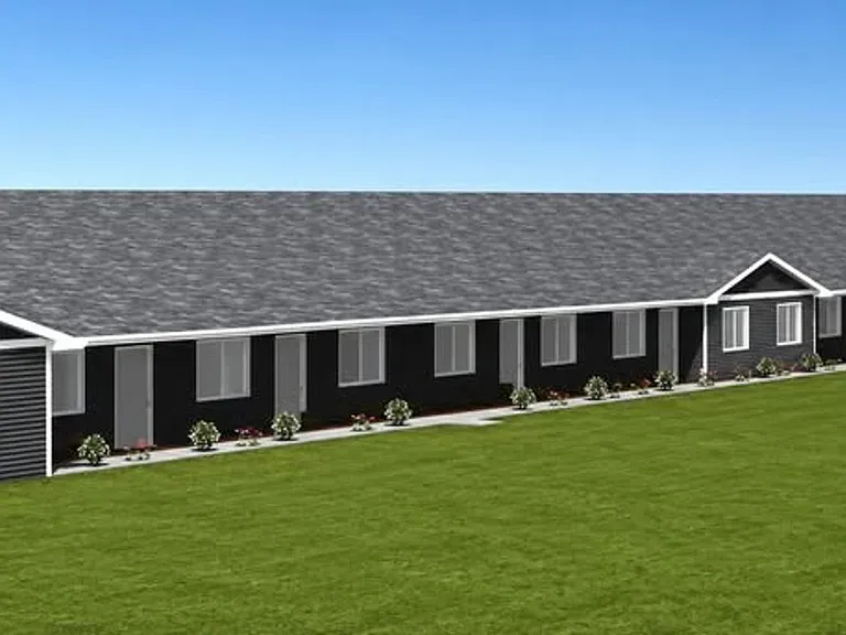 401 Lincoln St — Photo 1