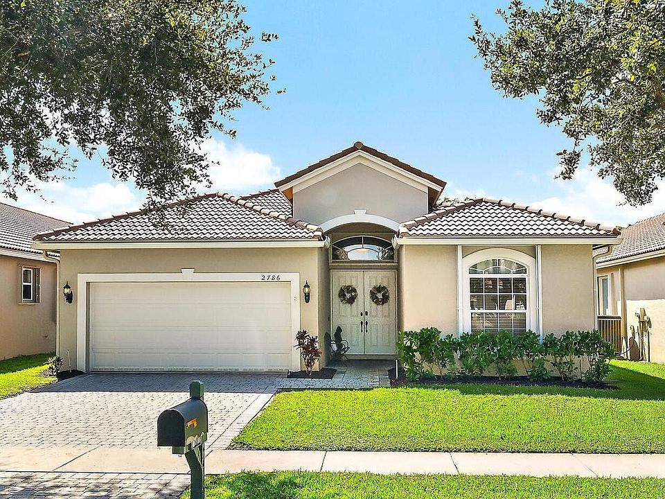 1st image of 2786 SE STONEBRIAR Way #2786