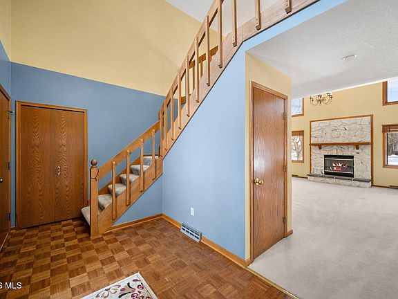 4th image of 703 Anmarie Ct