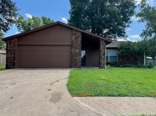 5628 E East Pl, Bartlesville, OK 74006
