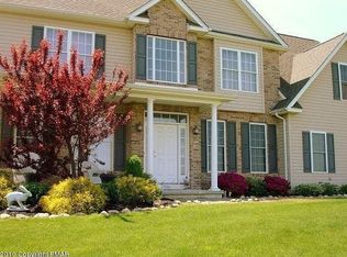14 Mark Dylan Dr, Bangor, PA 18013