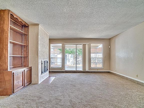 2nd image of 1548 Common Dr #A