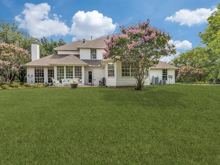 312 S Pearson Ln — Photo 12