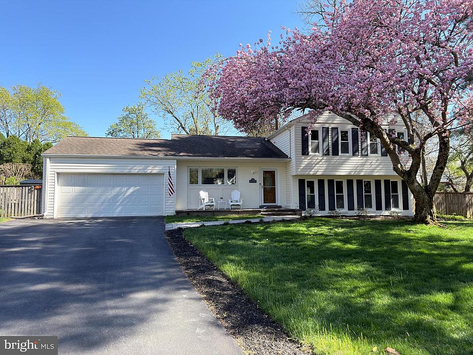 1st image of 15020 Rocking Spring Dr