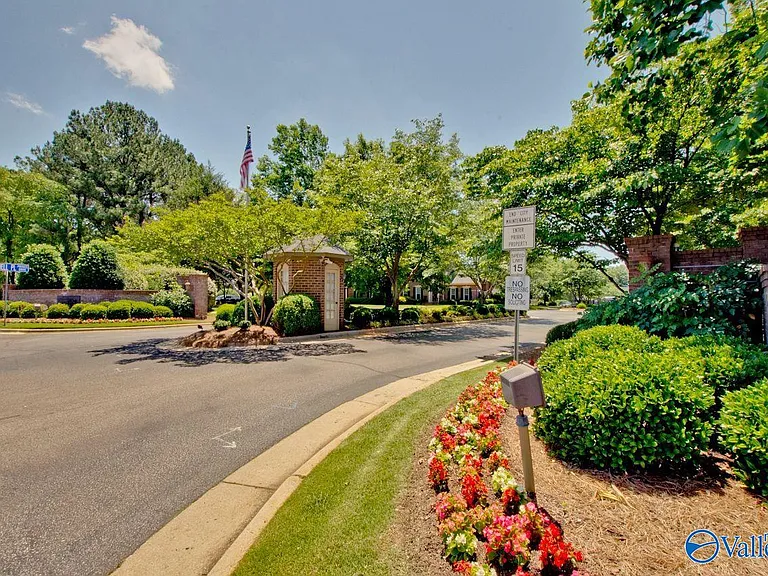 313 Kensington Ct SW #313 — Photo 33