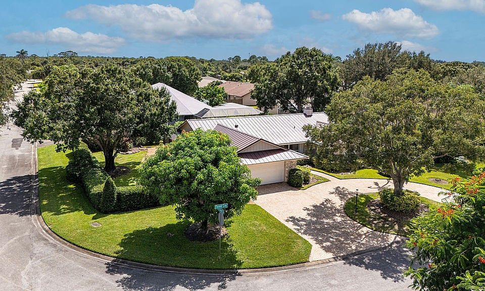 1st image of 165 Forest Cay