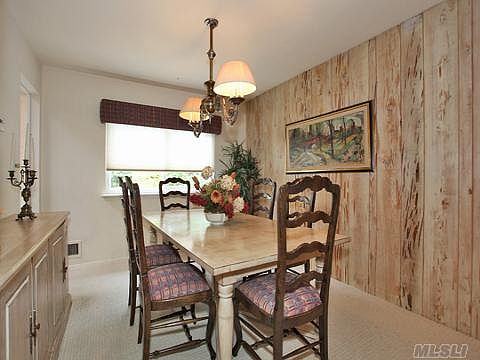 5th image of 2959 Holiday Park Dr