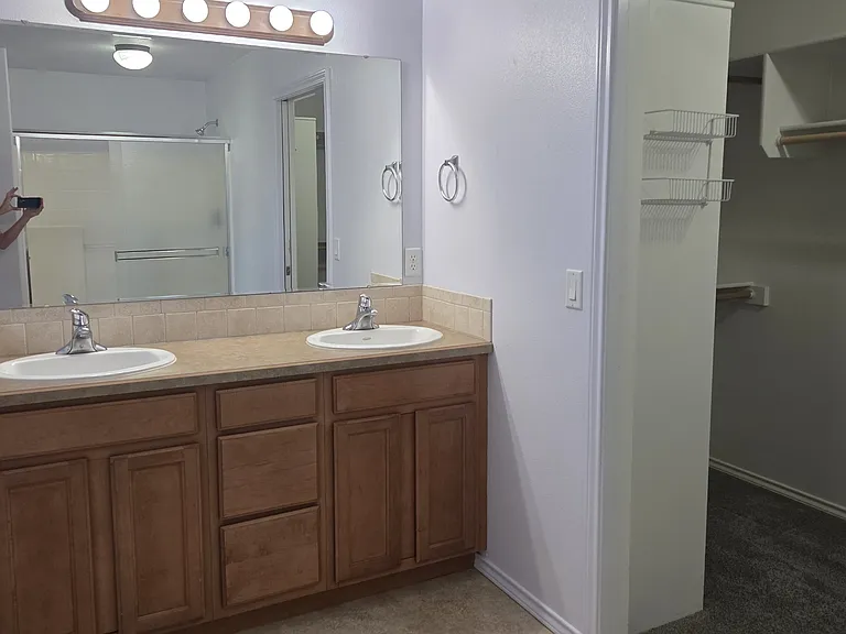 2589 W Whitelaw Dr — Photo 24