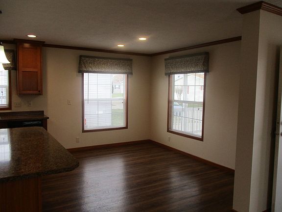 5th image of 43600 Park Dr W #431