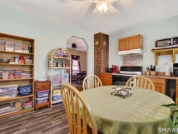 5th image of 108 Irvington Street