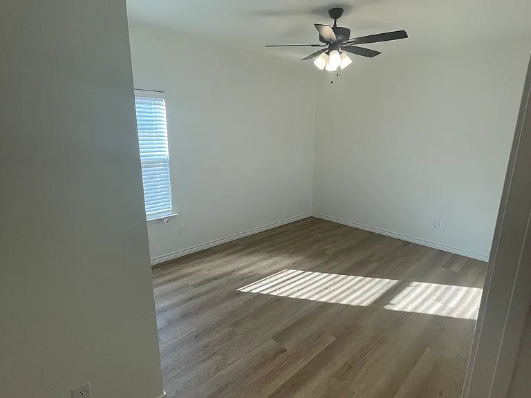102 Leon Ln #A — Photo 12