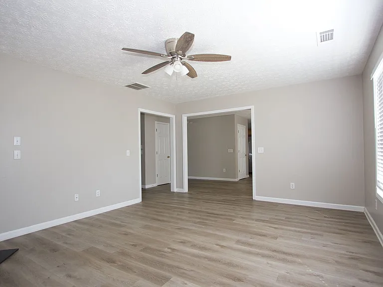 3292 Shady Valley Ct — Photo 19