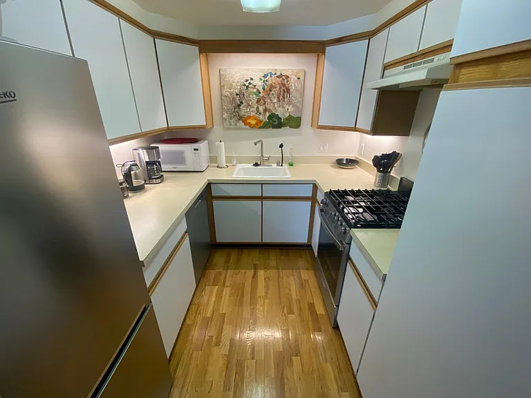 388 Chestnut St #A — Photo 11