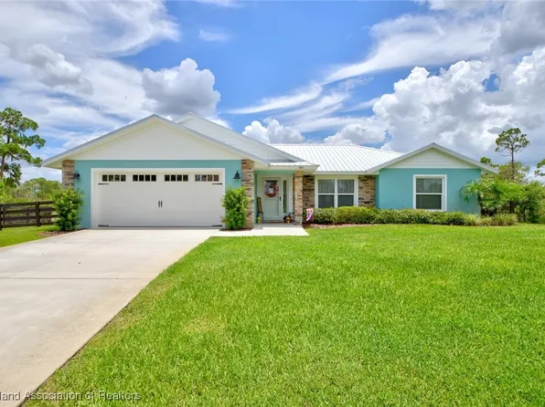 1927 Gardenia Ter, Sebring, FL 33875