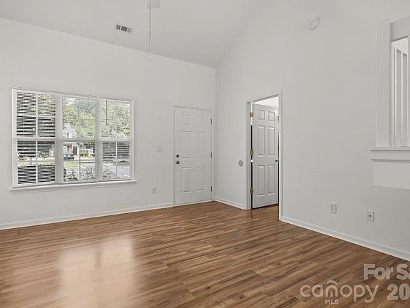 5th image of 14327 Tranters Creek Ln