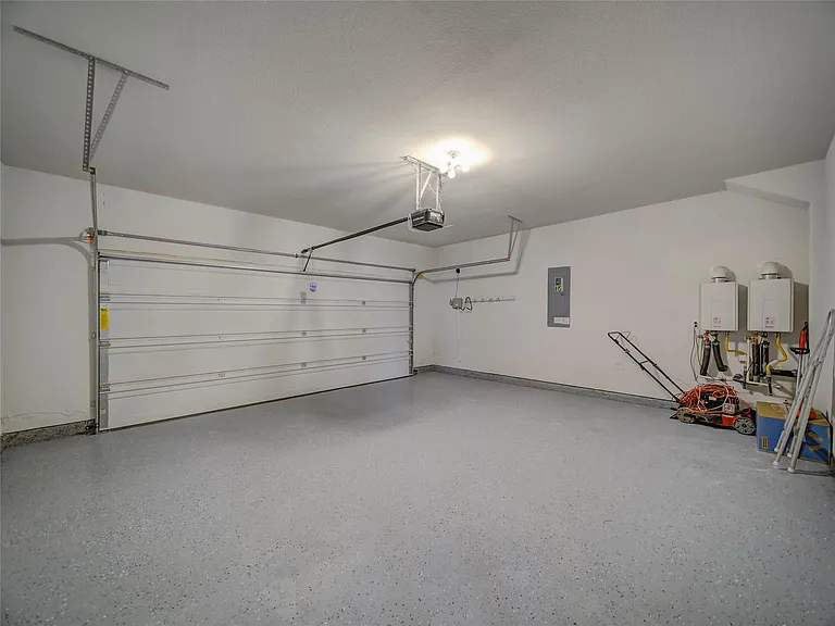1100 Twin Brooks Ln — Photo 19