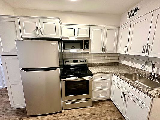 3rd image of 30-76 14th St #1R