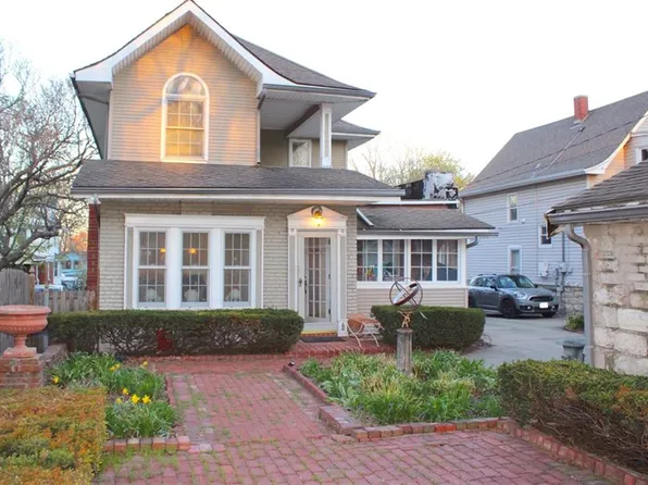 4130 Mercier St, Kansas City, MO 64111