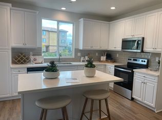 227 E Mission Rd, San Marcos, CA 92069