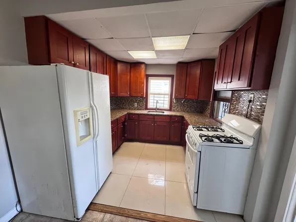 50 S 2nd St #G2, Elizabethport, NJ 07206