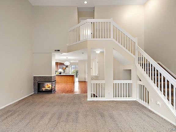 2nd image of 43 Georgetown Ct