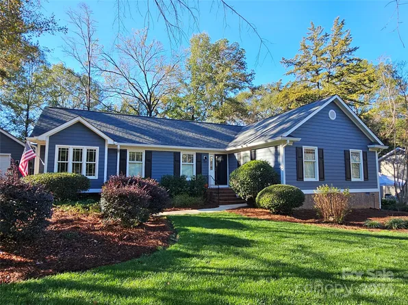 1808 E Barden Rd, Charlotte, NC 28226
