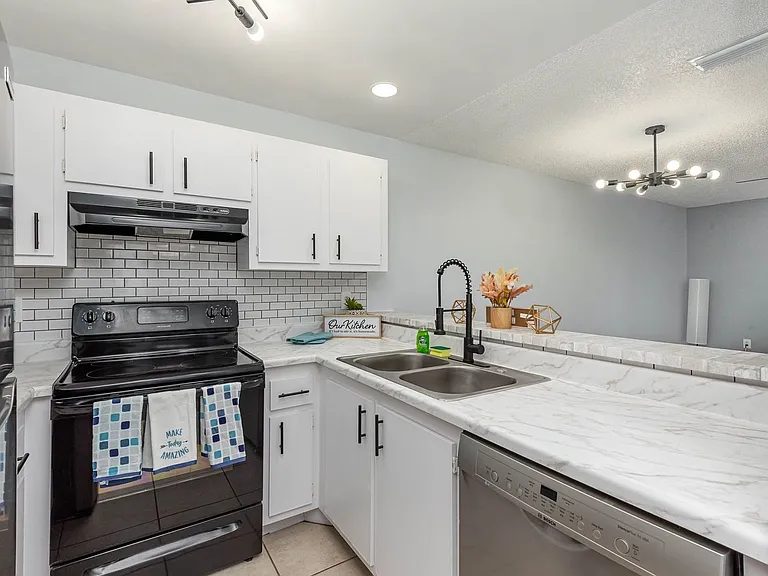 Oasis - 3165 South St. — Photo 45