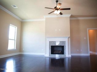 200 Caillou Grove Rd, Youngsville, LA 70592