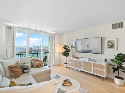 90 Alton Rd APT 2406, Miami Beach, FL, 33139