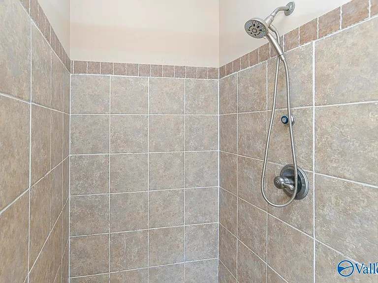 4409 Hampton Ridge Dr SE — Photo 23