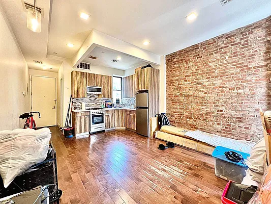 Rented by Doorway NYC, LLC | media 12