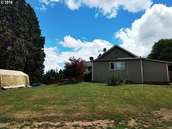 3rd image of 11412 NE 50th Ave