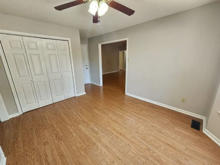 309 Shadow View Dr — Photo 9