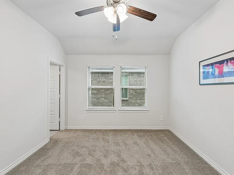 9721 Daisy Mae Ln — Photo 9