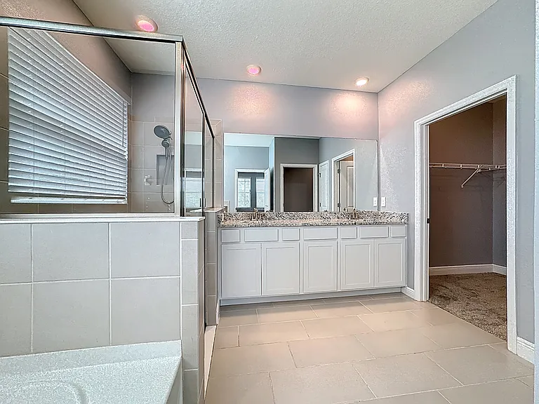 17535 Cantarina Cv — Photo 29