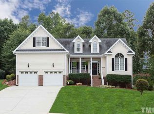 717 Neuse Ridge Dr, Clayton, NC 27527