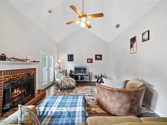 4th image of 4469 Wolf Creek Dr N