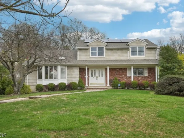91 N Hillside Ave, Livingston Twp., NJ 07039