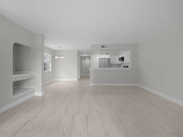 13929 Fairway Island Dr #818 — Photo 11