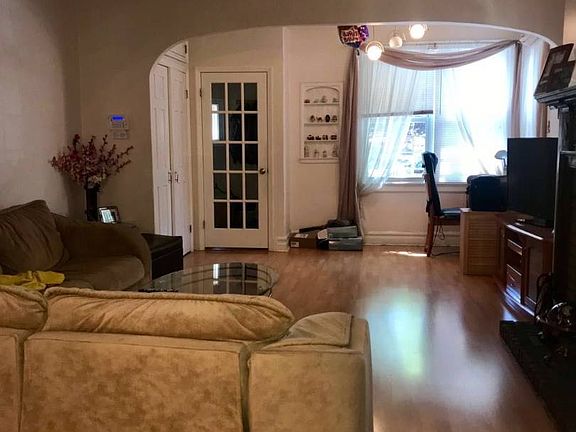 2nd image of 3711 Avenue T