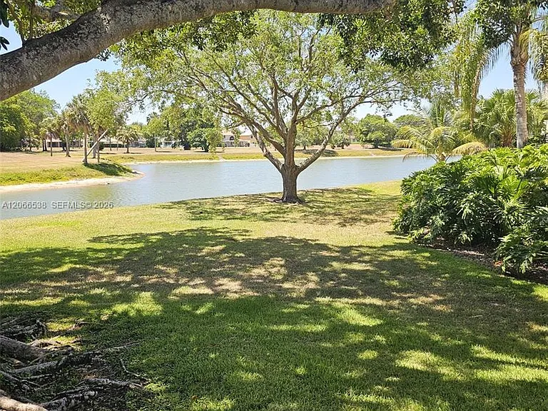 3470 Pinewalk Dr N #221 — Photo 5