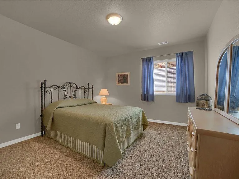 2331 Ledgewood Dr — Photo 30
