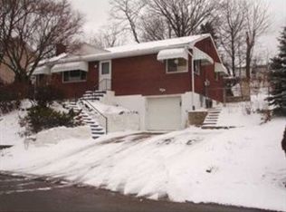 44 Runnymede Ave, Pittsburgh, PA 15205